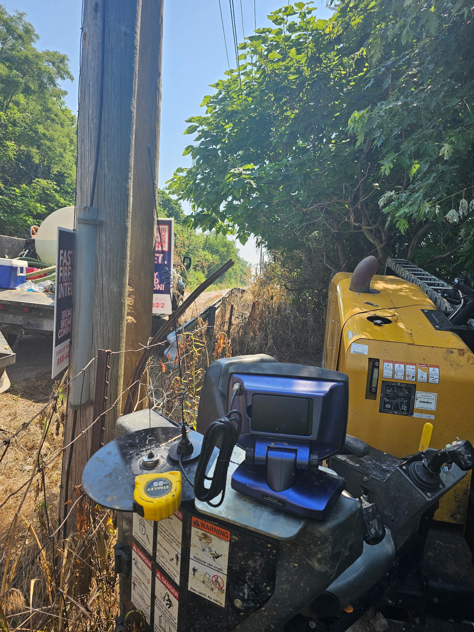 Locating equipment on jobsite